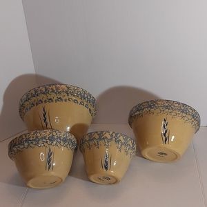 ROBINSON RANSBOTTOM POTTERY STONEWARE MIXING BOWELS  SET of 4